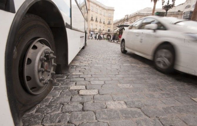 ‘Averías’ en varios autobuses de Emtusa provocan el incumplimiento de los servicios mínimos