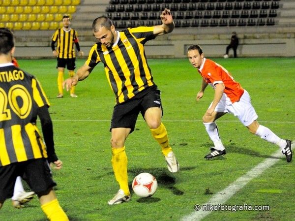 Triunfo insuficiente del San Roque ante el Cartagena (2-0)