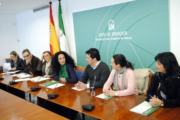 La Junta renueva el programa de ayudas económicas destinadas a familias con menores en situación de riesgo