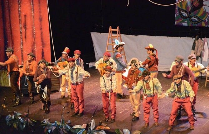 Siete comparsas, seis chirigotas y un cuarteto en las semifinales del Carnaval de la Luz