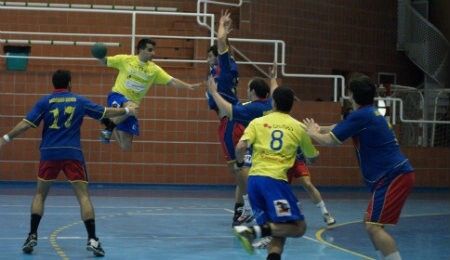 El PAN Moguer persiste en su ambición (28-21)