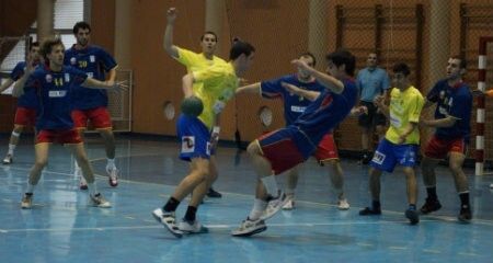 El PAN Moguer persiste en su ambición (28-21)