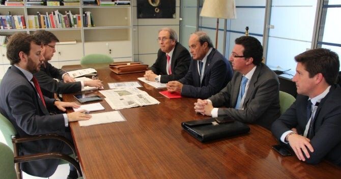 Costas realizará un diagnóstico “definitivo” de los problemas y soluciones del litoral onubense