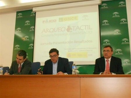 Facilitan a personas con discapacidad visual conocer la arqueología