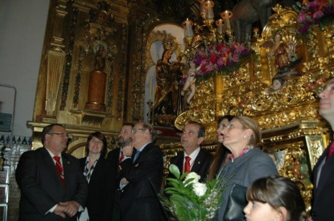 Ofrendas florales para las hermandades del Domingo de Ramos