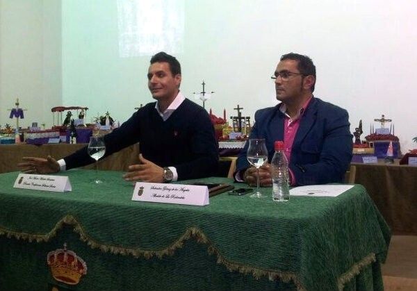 Martín Santana diserta en La Redondela sobre la Sábana Santa de Turín