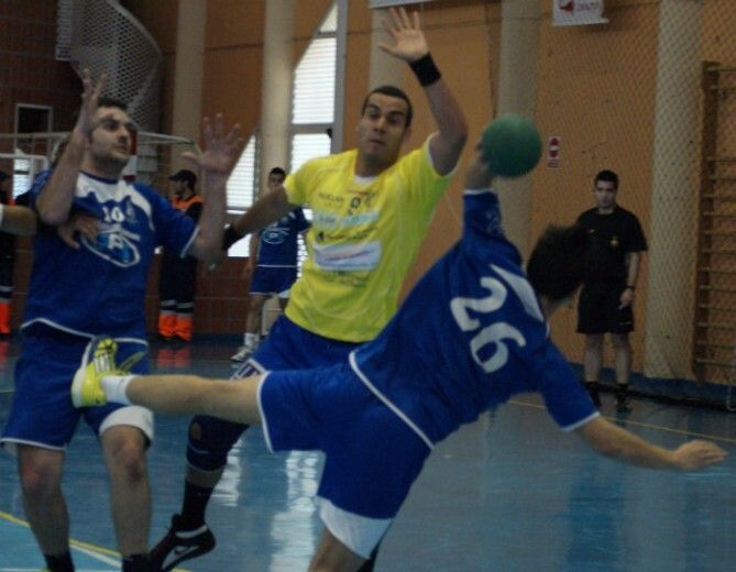 El PAN Moguer atrapa la fase de ascenso (22-19)