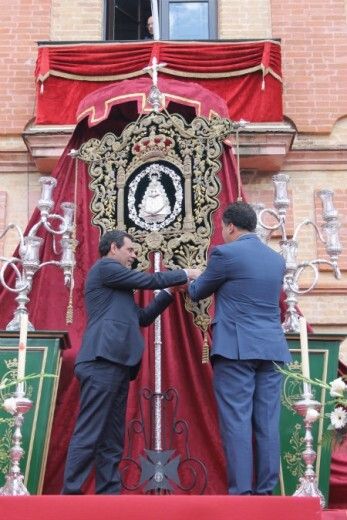 El Simpecado de San Juan llevará al Rocío la Medalla de Oro de la Villa 