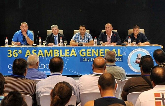 Estibadores ratifican en Huelva la unión sindical de cara a la negociación del Acuerdo Sectorial