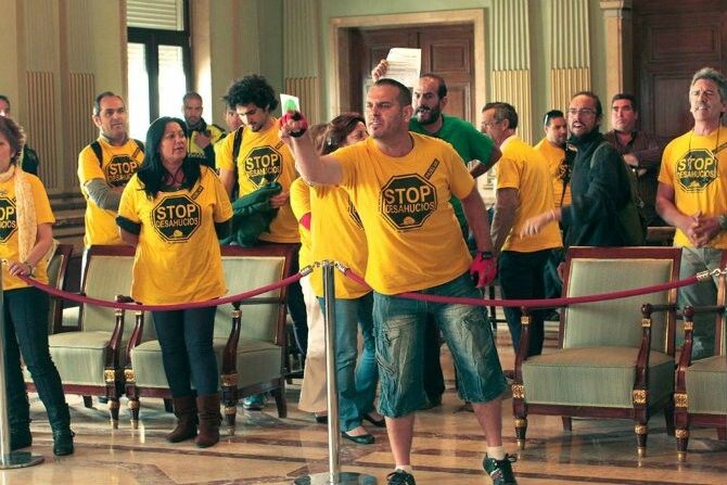 La PAH denuncia el “rechazo sistemático” del grupo Popular a sus propuestas