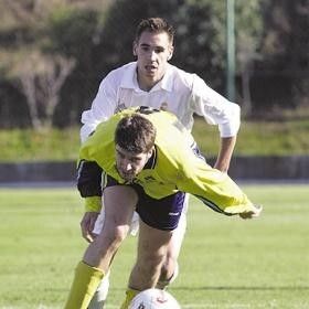 Asen, un delantero inteligente que aún golea en Tercera División