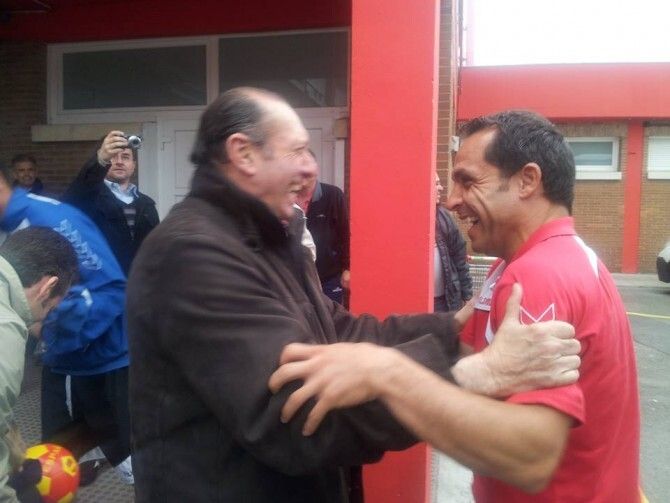 Quini y Aitor Tornavaca reciben al Recre en Gijón