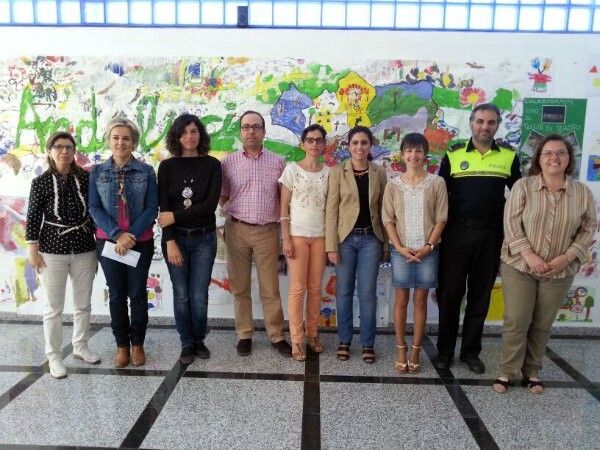 El trabajo del equipo municipal de absentismo escolar de Hinojos logra importantes resultados