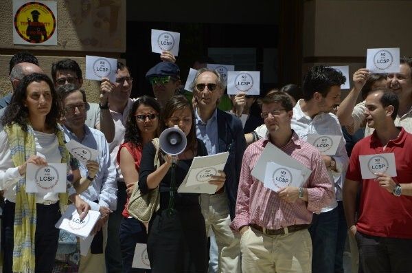 Los arquitectos muestran su rechazo a la futura Ley de Colegios y Servicios Profesionales