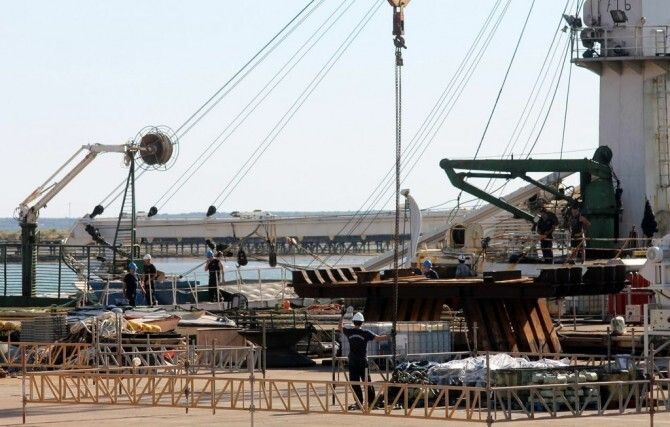 Astilleros reflota; los recolocables se hunden