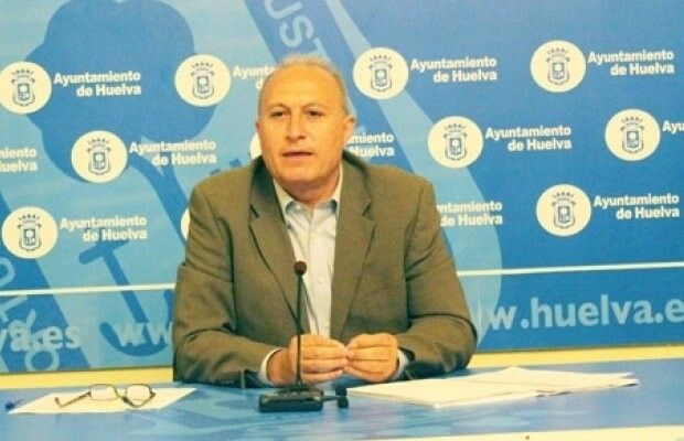 El PSOE pide a Aguas de Huelva que se comprometa a no subir más el servicio a los onubenses