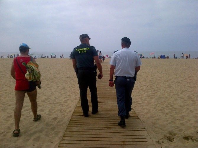 La Guardia Civil refuerza la seguridad en la época estival con patrullas mixtas internacionales