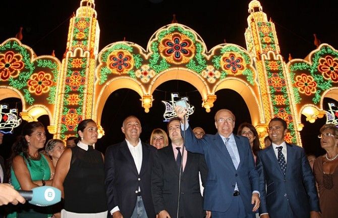 Más de 200.000 puntos de luz de bajo consumo alumbran las Fiestas Colombinas
