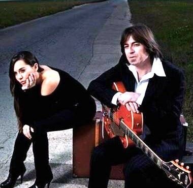 El Muelle de las Carabelas acoge este viernes un concierto de Quique Bonal y Vicky Luna