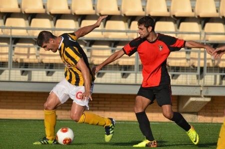 No hubo goles en el derbi Ayamonte-San Roque