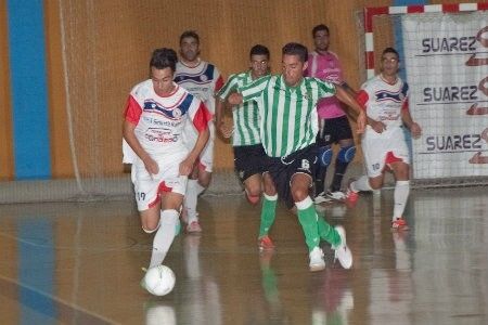 Derrota del Smurfit Kappa en su presentación (1-2)