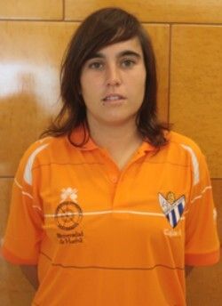 Jenny Benítez también renueva con el Sporting