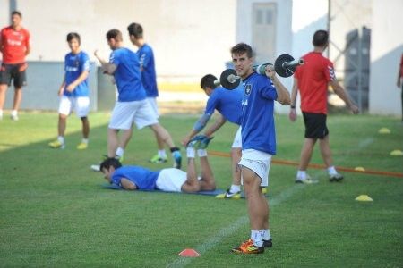 Álvaro Antón: 'Estoy tranquilo, poco a poco iré jugando más'