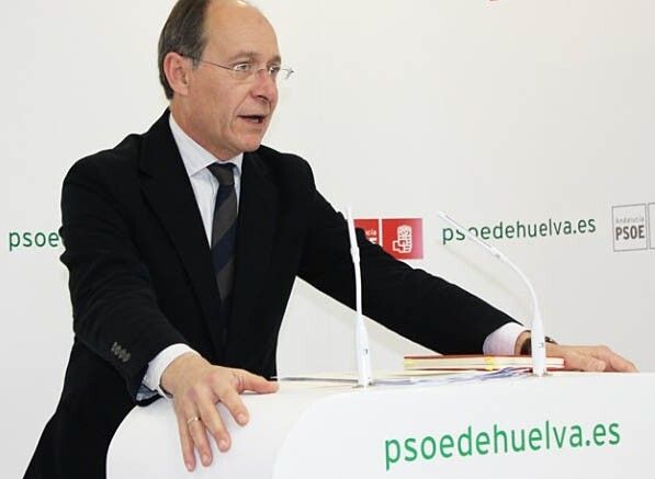 El PSOE acusa al Gobierno de “engañar” a los agricultores tras comprometerse a iniciar en julio las obras del trasvase