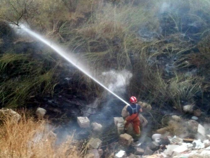 Incendios sin graves consecuencias en Bonares, Gibraleón y Trigueros