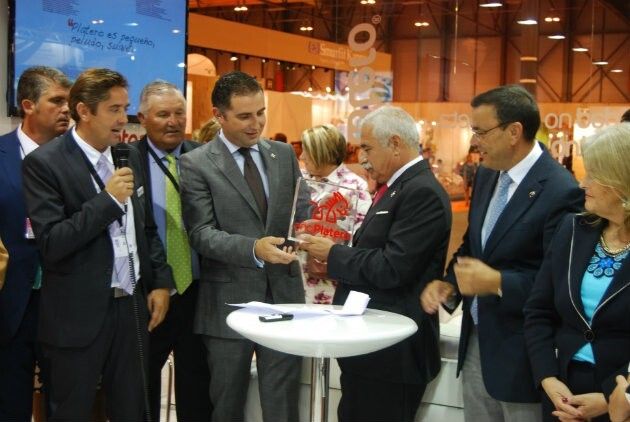 Moguer presenta en Madrid el logotipo del Año de Platero