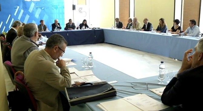 El CESpH muestra su preocupación por el “estrangulamiento” de la economía onubense