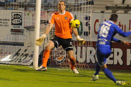 Una sombra de sí mismo en El Toralín (3-1)