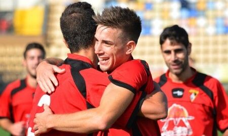 Un 'hat-trick' de Canito resucita al Ayamonte (4-1)