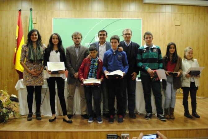 Entregan los premios del Certamen Solidaridad en Letras
