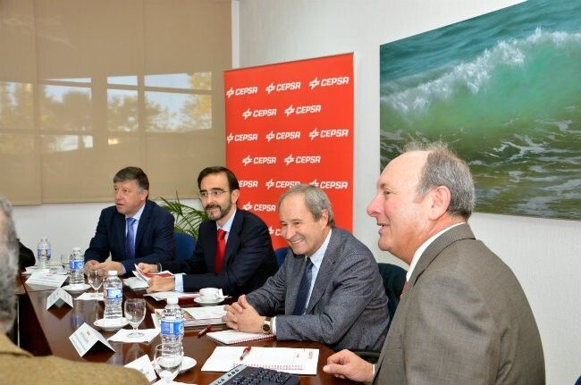 Cepsa recibe a la Comisión de Agricultura, Alimentación y Medio Ambiente del Congreso de los Diputados