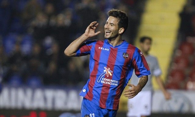 El Levante apabulla a un Decano desdibujado (4-0)
