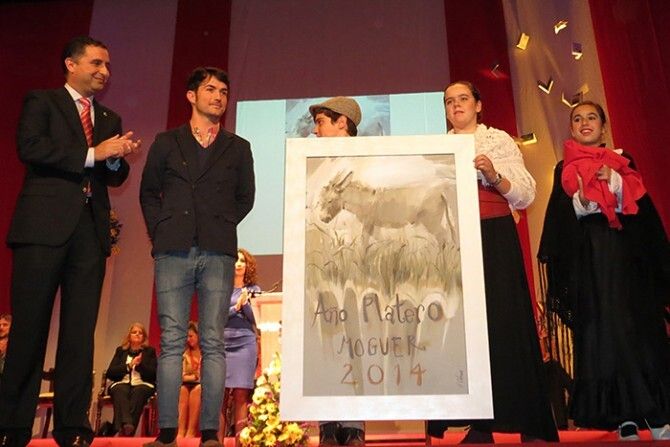 Moguer inauguró ayer el Año Platero con una gran gala de presentación