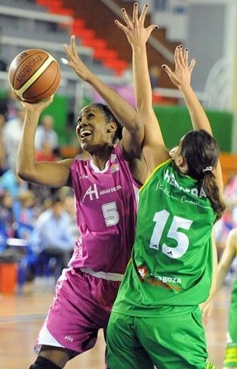 Los equipos de la Liga Femenina mueven el mercado de cara a la segunda vuelta