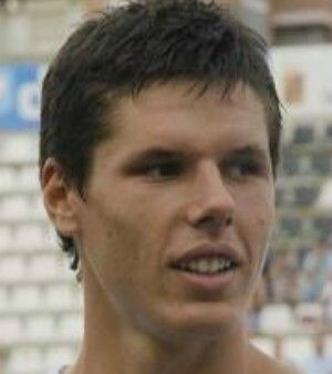 El Recre negocia con Héctor Yuste