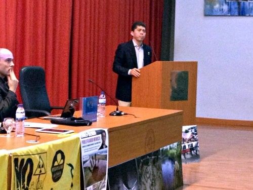 Pedro Fajardo relata en Huelva cómo derrotó en los tribunales a Texaco