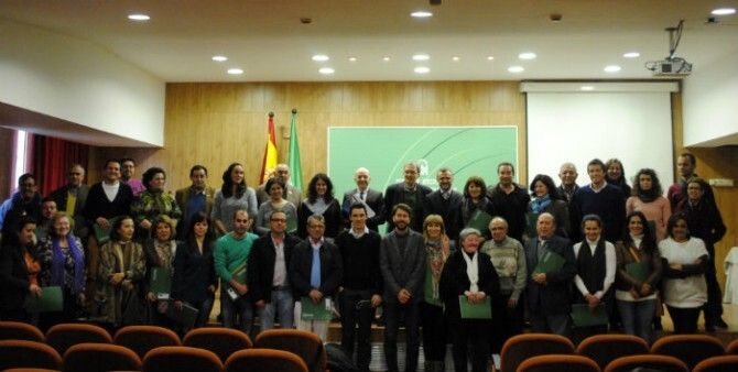 La Junta entrega las resoluciones aprobadas a  40 proyectos de organizaciones de voluntariado de Huelva