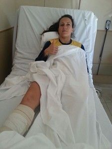 La centrocampista Espe se fractura la tibia y el peroné