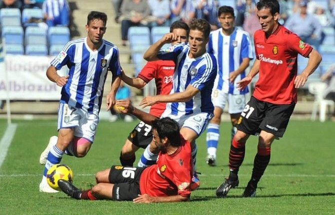 Alfaro: “Ojalá pueda vestir algún día la camiseta del Recre”