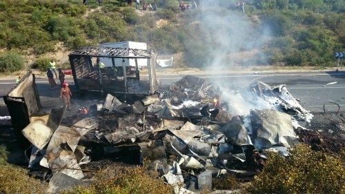 UGT denunciará ante la Inspección de Trabajo el accidente entre tres camiones que se saldó con dos fallecidos