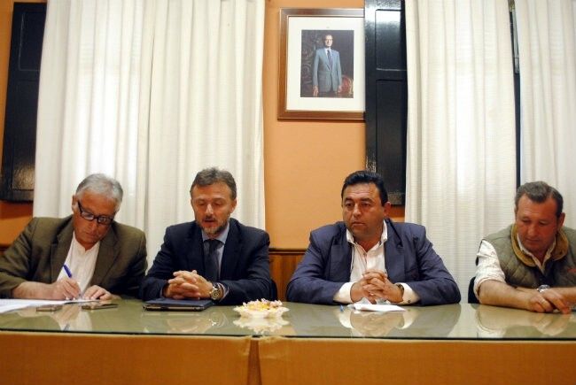La Junta prepara con los responsables de todas las instituciones el diseño definitivo del Plan Romero 2014