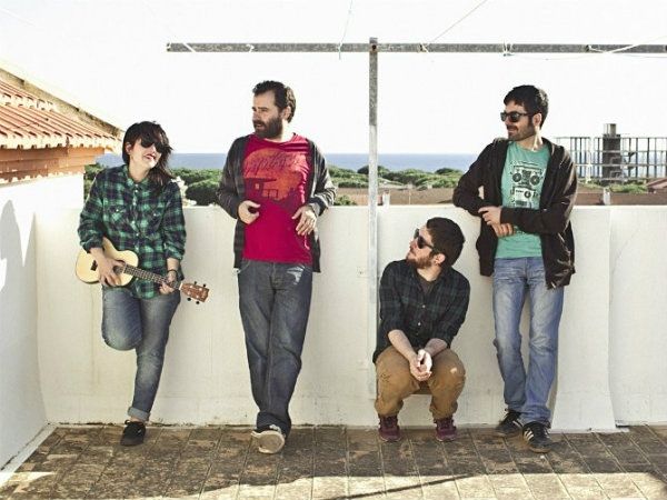 Música, humor y magia se dan cita en mayo en la programación cultural de las Cocheras del Puerto