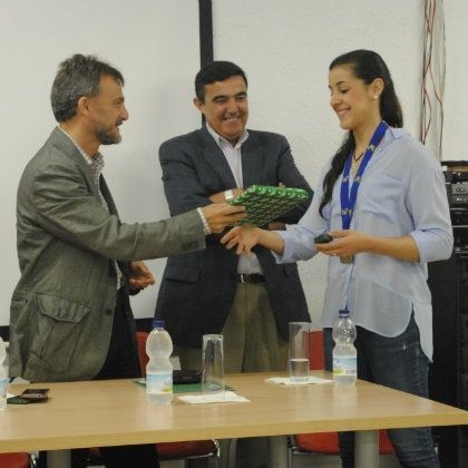 Carolina Marín recibe el homenaje de la Junta