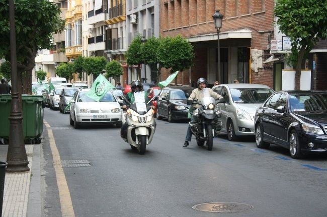 Una caravana de CSIF recorre la capital para exigir a la Junta que abone la paga extra de junio de forma íntegra