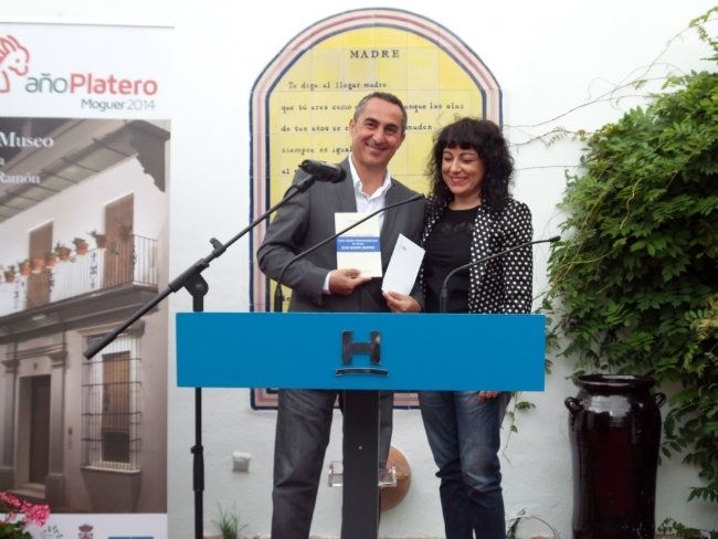El escritor Juan María Calles recibe el Premio Juan Ramón Jiménez por su obra ‘Poética del viajero’