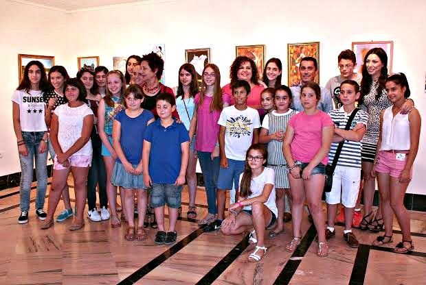 Los pequeños artistas cartayeros exponen sus creaciones en el Centro Cultural